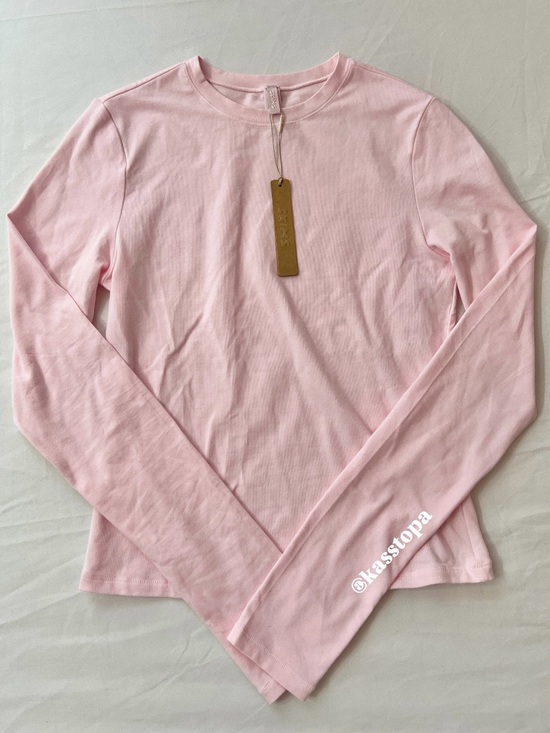 SKIMS Tops - SKIMS Cotton Jersey Crew Neck Long Sleeve Top T-shirt Pink Cherry Blossom